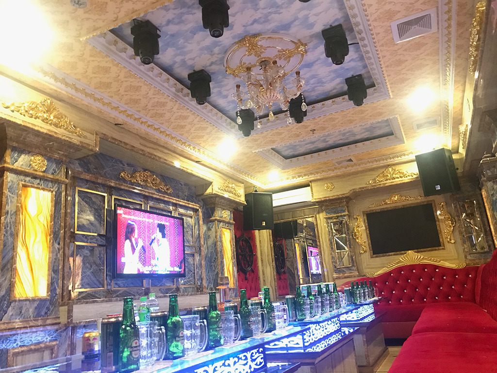 Quán Lau - Đẳng cấp karaoke, dịch vụ sang trọng
